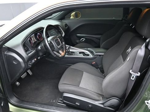 Used 2021 Dodge Challenger R/T Scat Pack RWD image 6
