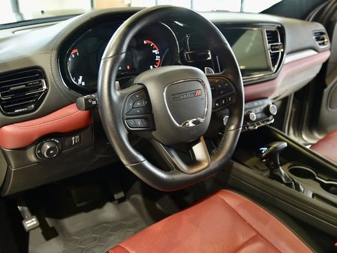 Used 2022 Dodge Durango R/T w/ Tow 'N Go Package AWD/4WD image 12