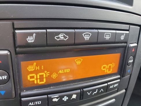 Used 2004 Cadillac CTS 3.6 w/ Preferred Equipment Group image 19