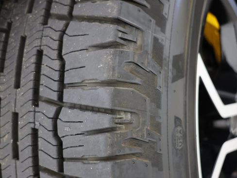 Used 2023 Rivian R1T Adventure image 14