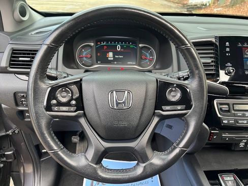 Used 2019 Honda Pilot Touring image 12