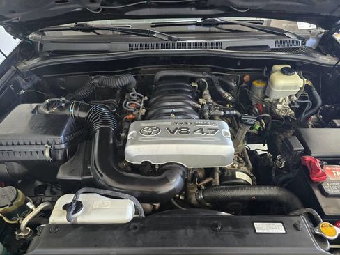 Used 2005 Toyota 4Runner SR5 AWD/4WD image 20
