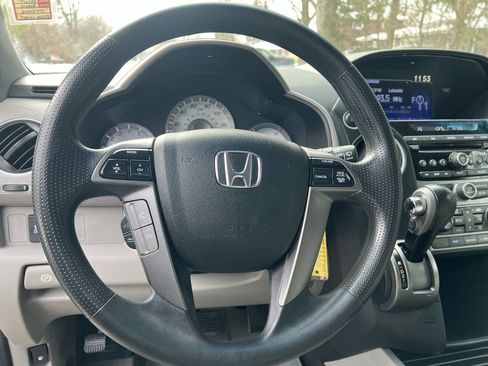 Used 2015 Honda Pilot LX image 13