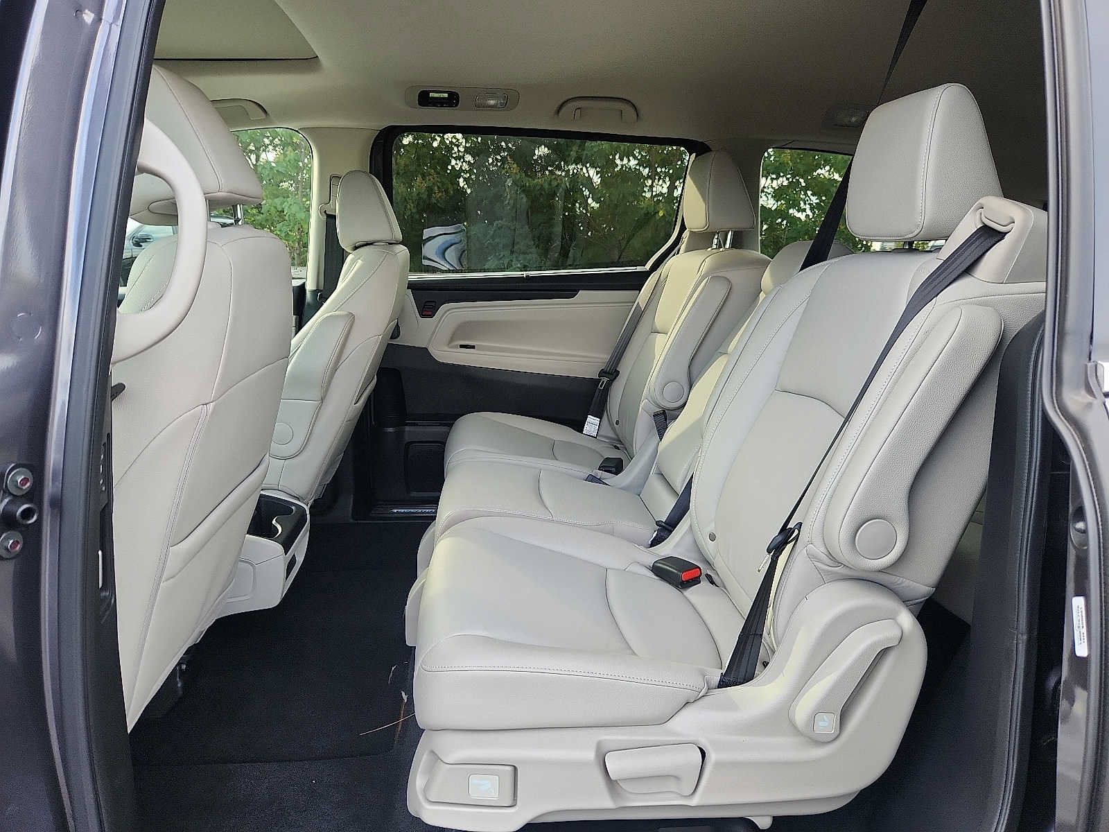 Used 2026 Honda Odyssey EX-L image 10