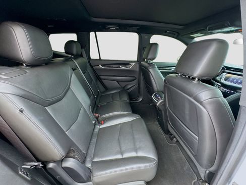 Used 2020 Cadillac XT6 Premium Luxury image 21