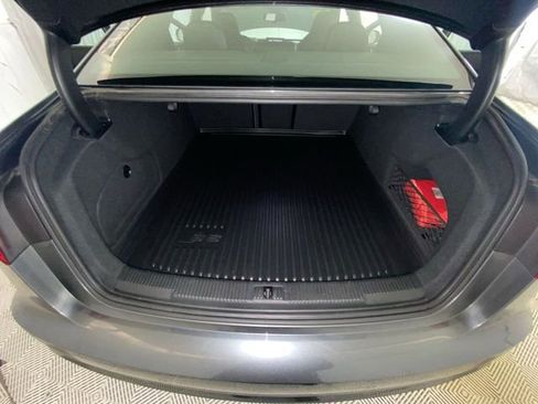 Used 2018 Audi S6 Prestige w/ Prestige Package image 11