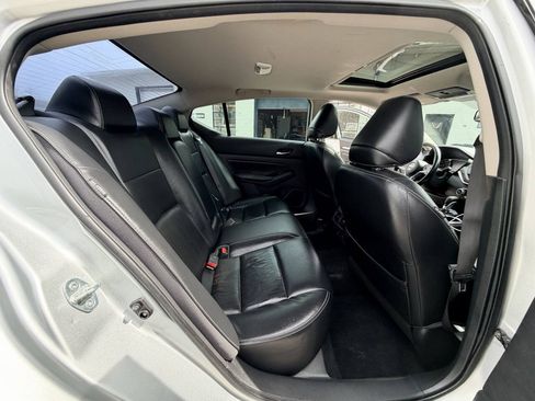 Used 2020 Nissan Altima 2.5 SL FWD image 54
