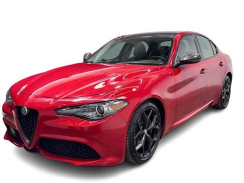 Used 2019 Alfa Romeo Giulia w/ Quick Order Package 22K Sport image 5
