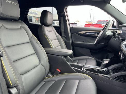 Used 2025 Chevrolet TrailBlazer ACTIV image 25