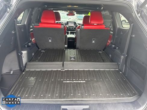 Used 2022 Toyota Highlander XSE image 28
