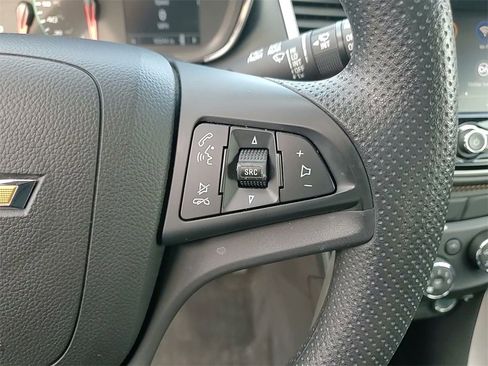 Used 2021 Chevrolet Trax LS w/ Tint and Cruise Package image 26