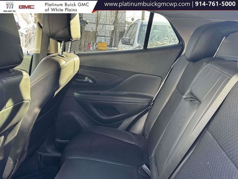 Used 2022 Buick Encore Preferred w/ Safety Package image 9