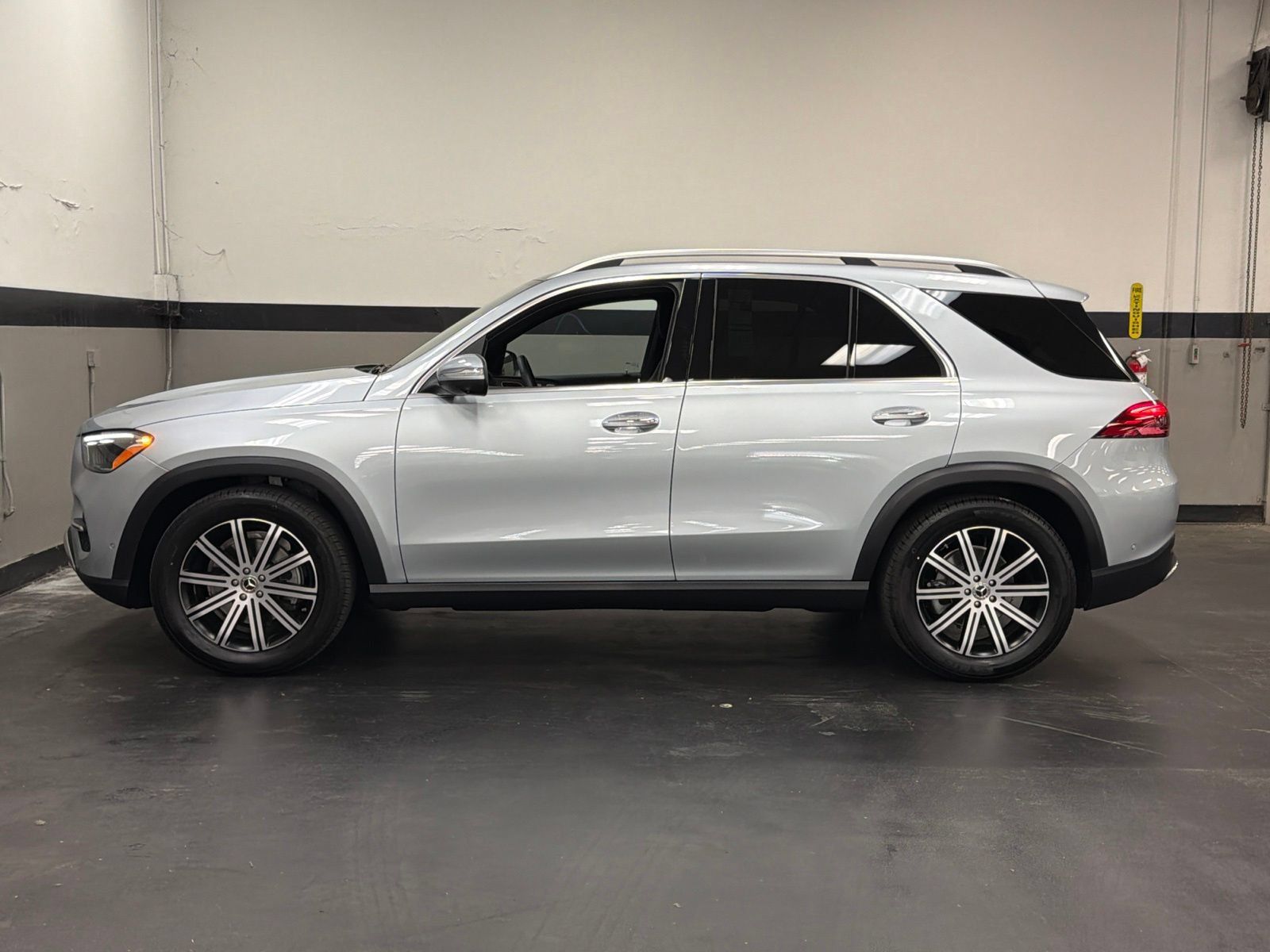 Used 2026 Mercedes-Benz GLE 350 4MATIC image 8