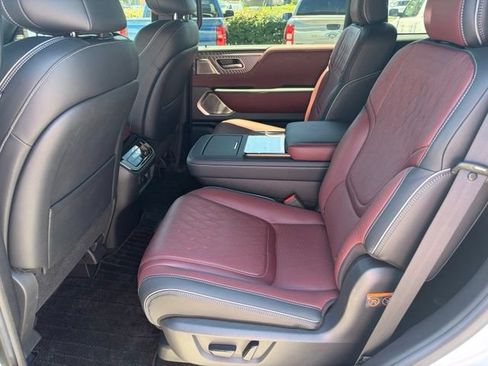 Used 2026 INFINITI QX80 Autograph w/ Premium Cargo Package AWD/4WD image 31