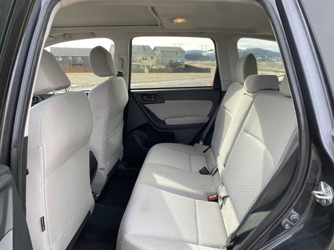 Used 2015 Subaru Forester 2.5i Premium w/ All-Weather Package image 21