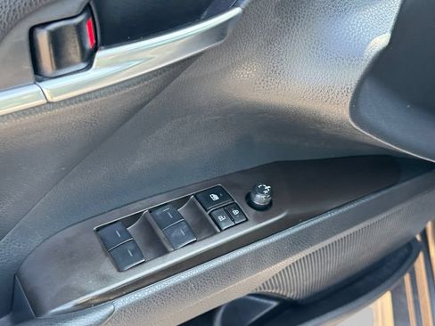 Used 2024 Toyota Camry SE FWD image 18