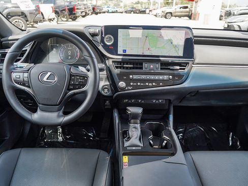 Used 2025 Lexus ES 350 w/ Premium Package FWD image 14
