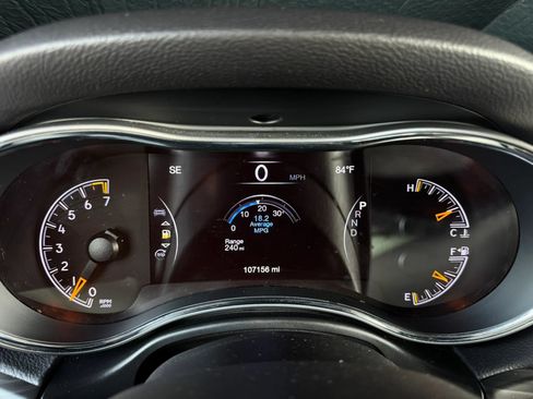 Used 2019 Jeep Grand Cherokee Limited AWD/4WD image 20