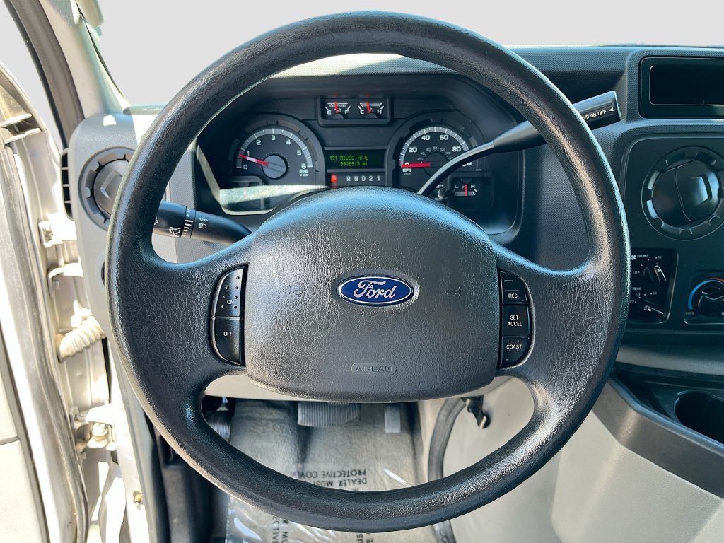 Used 2014 Ford E-350 and Econoline 350 XLT RWD image 11