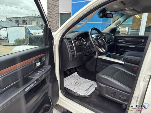Used 2018 RAM 2500 Laramie image 14