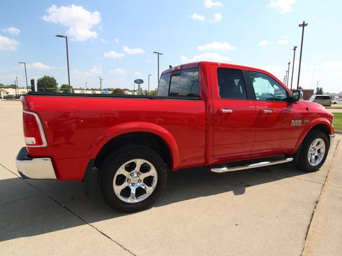 Used 2018 RAM 1500 Laramie AWD/4WD image 5