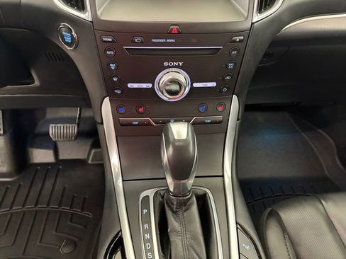 Used 2018 Ford Edge Titanium w/ Equipment Group 302A image 21