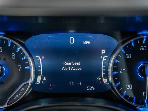 New 2026 Chrysler Pacifica Pinnacle image 42