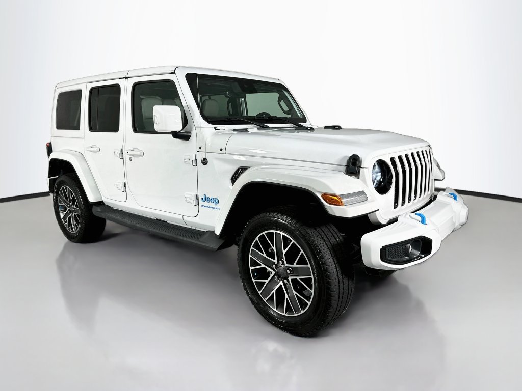 Used 2023 Jeep Wrangler Unlimited Sahara AWD/4WD image 7
