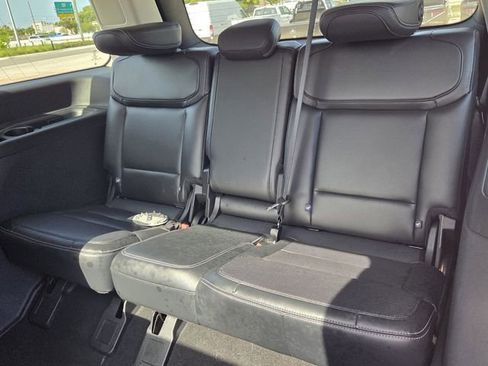 Certified 2025 Ford Expedition Platinum AWD/4WD image 14