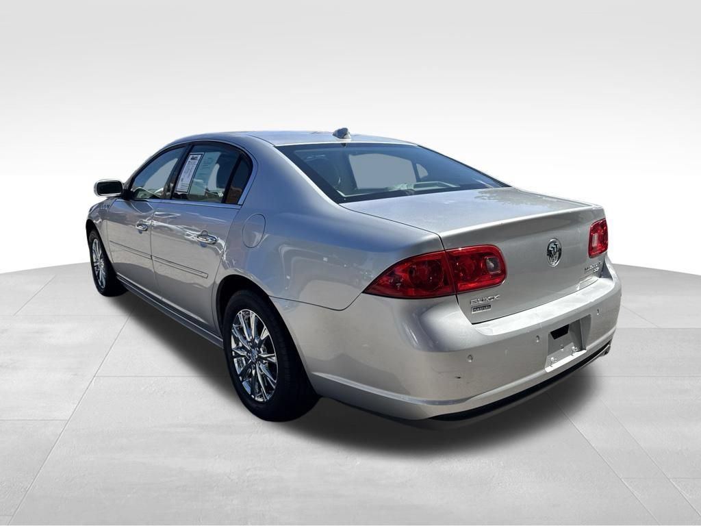 Used 2010 Buick Lucerne CXL FWD image 3