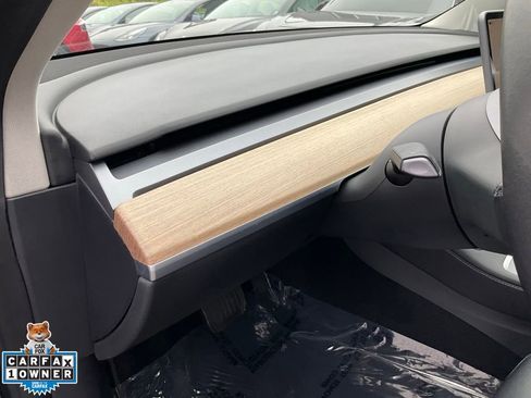 Used 2022 Tesla Model 3 Long Range AWD/4WD image 19