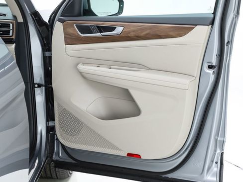 New 2026 Volkswagen Atlas SE image 71