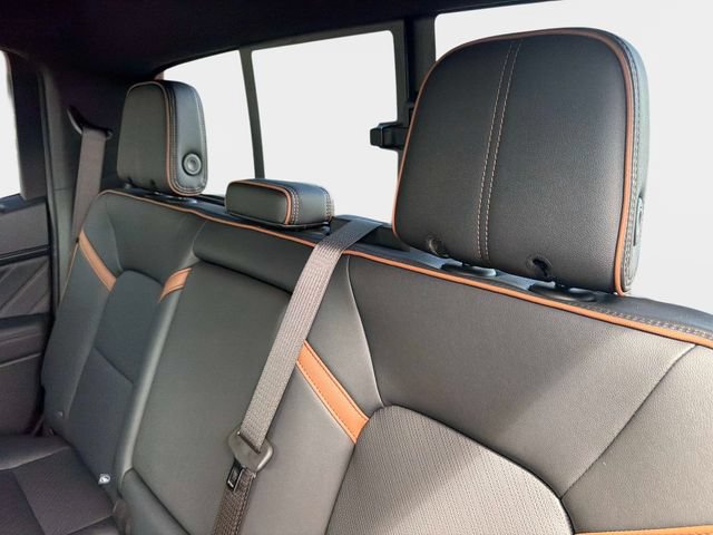New 2026 GMC Canyon AT4 w/ Technology Plus Package AWD/4WD image 12