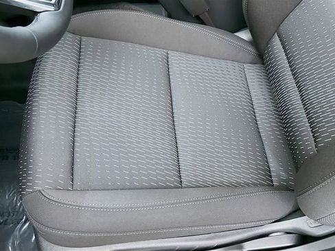 New 2026 Chevrolet Equinox LT image 21