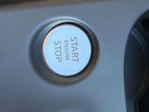 Certified 2025 INFINITI QX55 Luxe w/ Cargo Package image 18