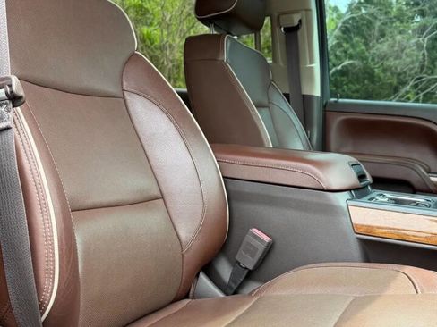 Used 2016 Chevrolet Silverado 2500 High Country w/ Duramax Plus Package image 27