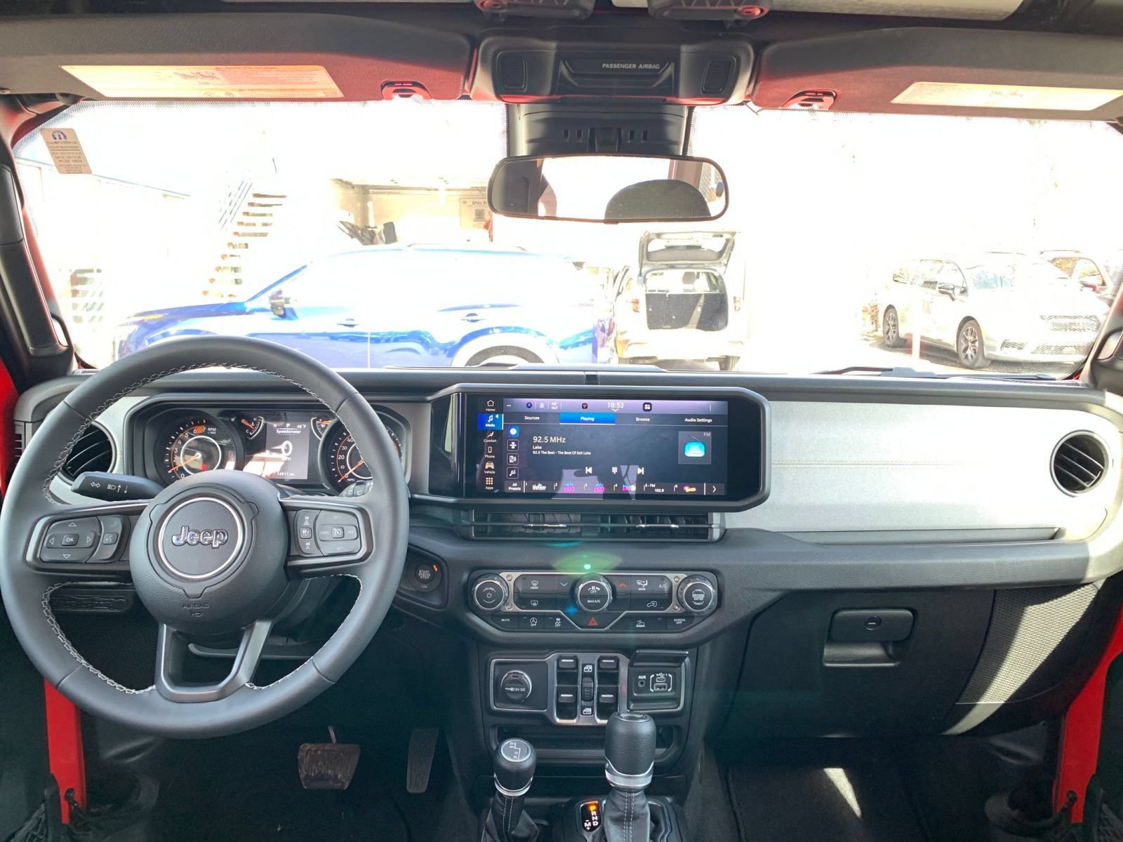 Used 2025 Jeep Wrangler Unlimited Sport AWD/4WD image 31