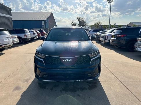 Used 2023 Kia Sorento EX AWD/4WD image 5