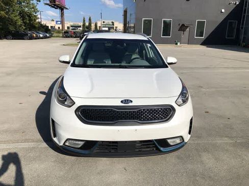 Used 2019 Kia Niro EX FWD image 9