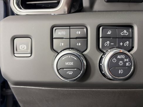 Certified 2025 GMC Sierra 1500 Denali w/ Denali Reserve Package image 35