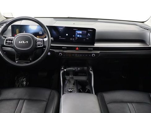 Used 2024 Kia Sorento S image 14