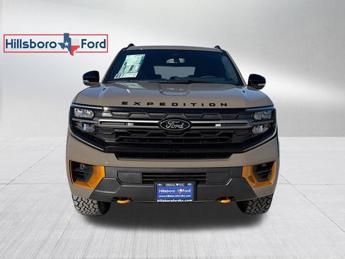 New 2026 Ford Expedition Tremor image 2