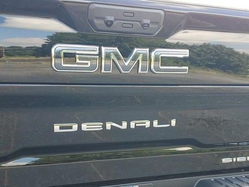New 2026 GMC Sierra 2500 Denali Ultimate AWD/4WD image 11