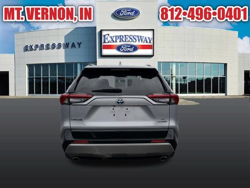 Used 2024 Toyota RAV4 SE w/ Weather Package AWD/4WD image 7