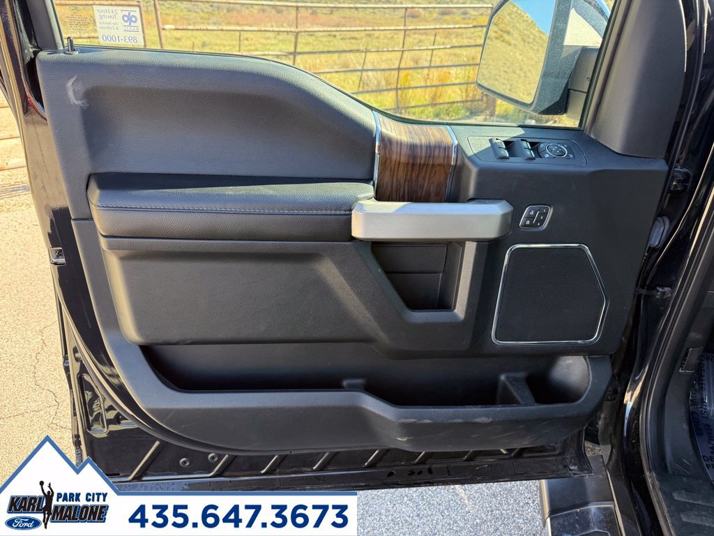 Used 2019 Ford F150 Lariat w/ Equipment Group 502A Luxury AWD/4WD image 13