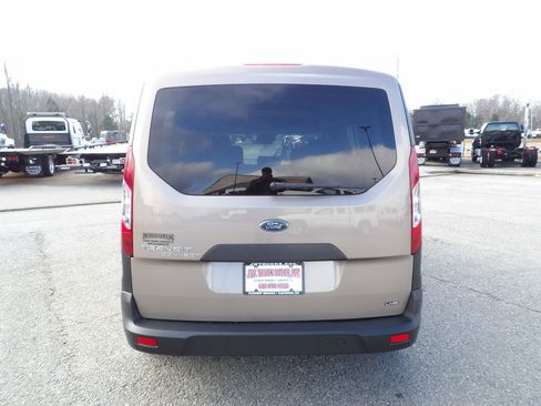 Used 2020 Ford Transit Connect XL image 6