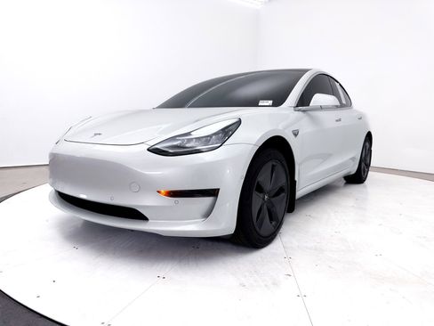 Used 2020 Tesla Model 3 Standard Range Plus RWD image 14