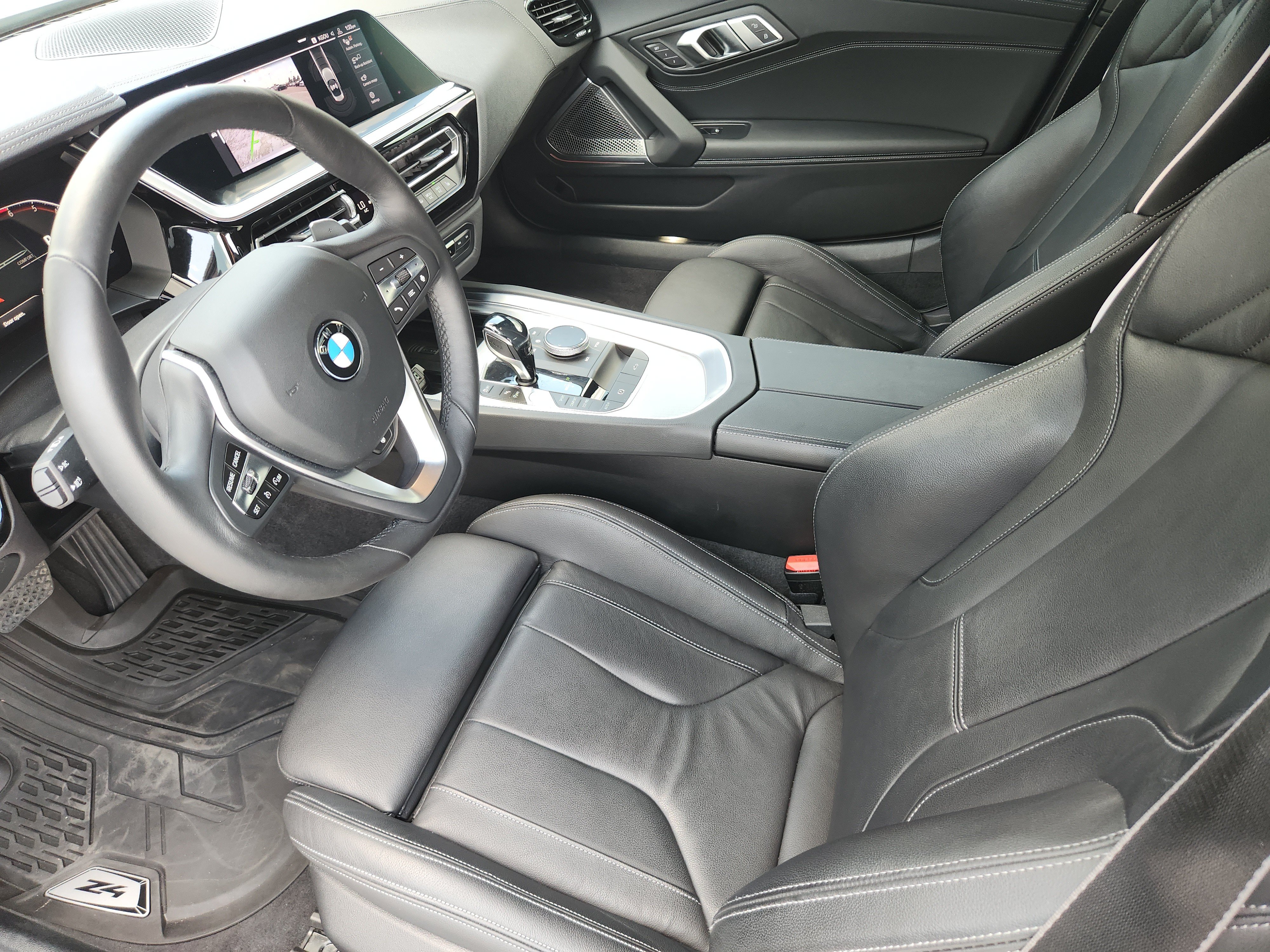 Used 2019 BMW Z4 sDrive30i w/ Executive Package RWD image 14