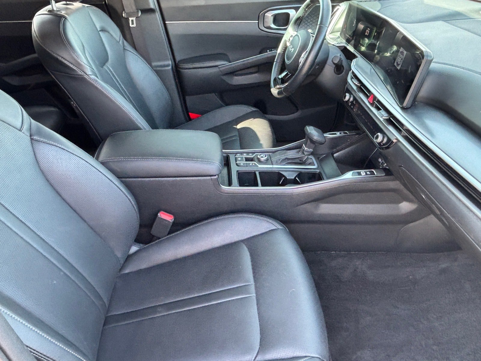 Used 2025 Kia Sorento S FWD image 31