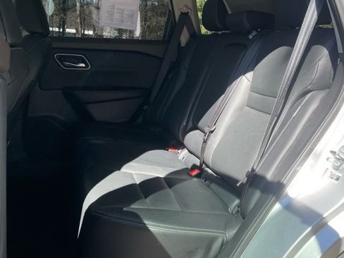 Used 2021 Nissan Rogue SL image 15